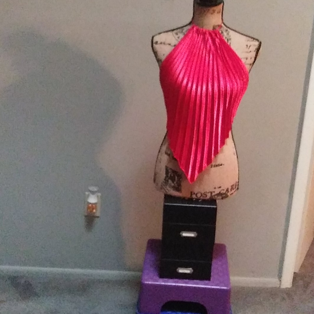 Backless shirt